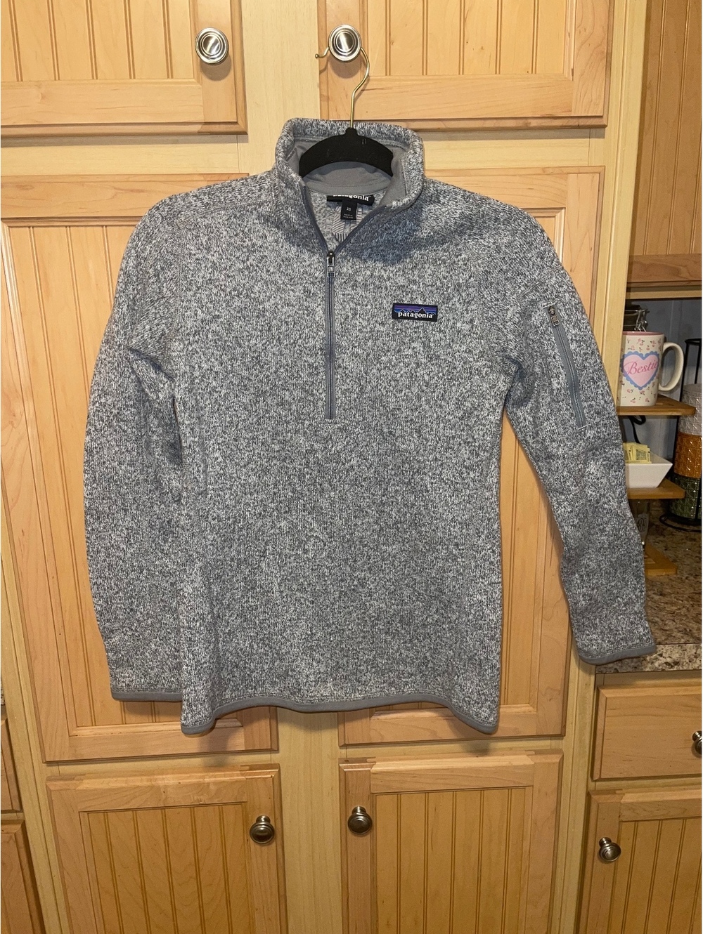 Women’s gray Patagonia half zip